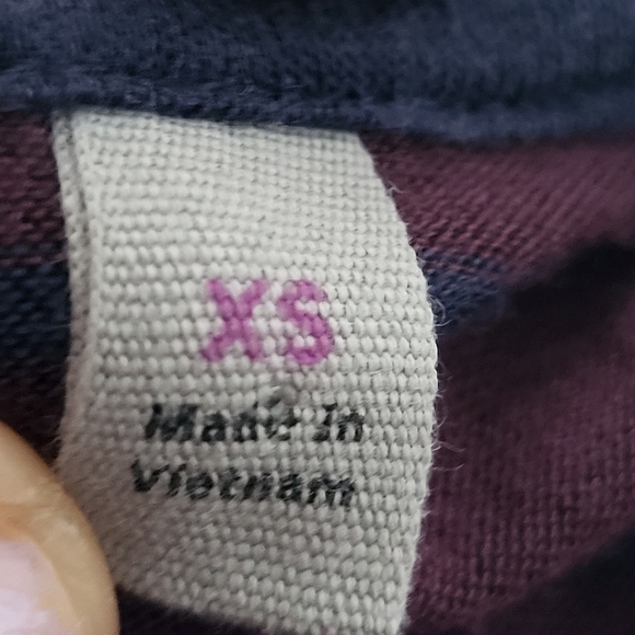 Athleta Threadlight Long Sleeve Top XS X Small Burgundy Blue Stripe Modal - Picture 10 of 12